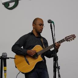 Cristão, marido, músico...