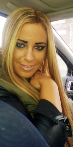 LouRoy69's profile picture. OFFICIAL EASILOCKS STOCKEST IN BRIGHTON AND HOVE CITY AND SURROUNDING AREAS. THE FINEST RUSSIAN HAIR AS WORN BY THE CELEBRITIES. louisaroy@yahoo.