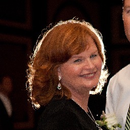 Believer, very blessed wife, mother, grandmother-love all things U of Florida Gators-born to a #GoldenEraGator, love sports, fishing, photography-Go Gators!🐊