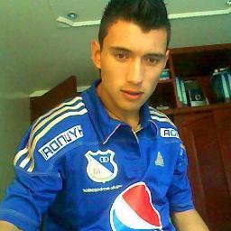 latuis22's profile picture. 