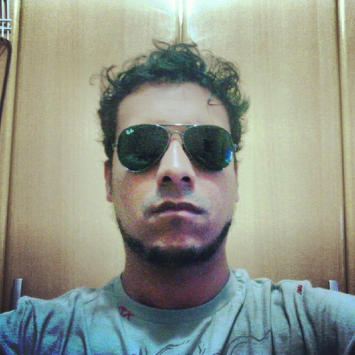 A practitioner of martial arts and MMA fanatic.
Degree in HR management.
E-mail: fernando_macklaud@yahoo.com.br // 
MSN: fernando_macklaud@hotmail.com