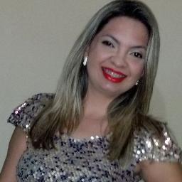 E não há nada a ser feito, a não ser continuar vivendo...