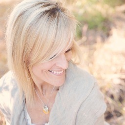 cswansonphoto's profile picture. Passionate about my family, photographing high school seniors...oh, and Texas country music  :)