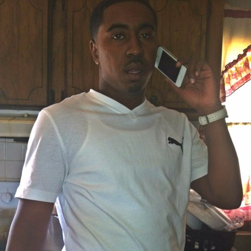 Thug money 1100 nothing esle just us