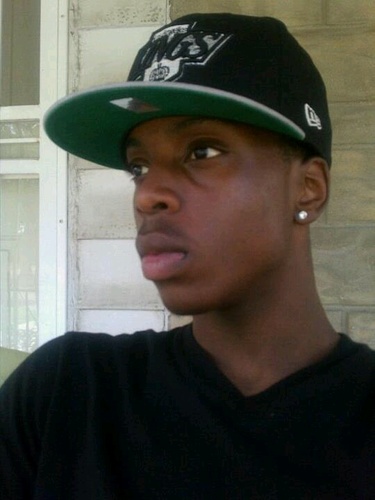 Im just me i speak my mind and tell you whats real and im taken by the most gorgeous girl in the world fmoi im_mr_smooth