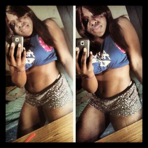 Dont follow and unfollow its pointless and I have the app ig:NaaeNaae_Danielle kik:Tanajsyia fb:Tanajsyia Spruill