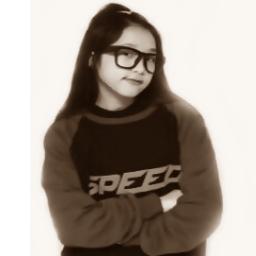 1st Official Twitter Dedicated to SPEED's Choi Sungmin's Sibling Choi Yena | 99 Liner | CCM Family (not a trainee) | Verified by @yena6969 on March 18, 2013