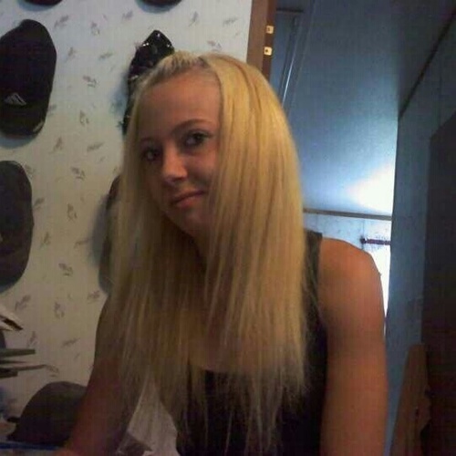 hisbabigurl9989's profile picture. hmm...about me..find out for urself!