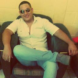 Soy una mezcla entre locura y felicidad!

Mi otra cuenta @el_manguitoo 

¡DIOS MI TODO ♥!