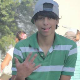 3
                                                http://t.co/3e98pwIUYy