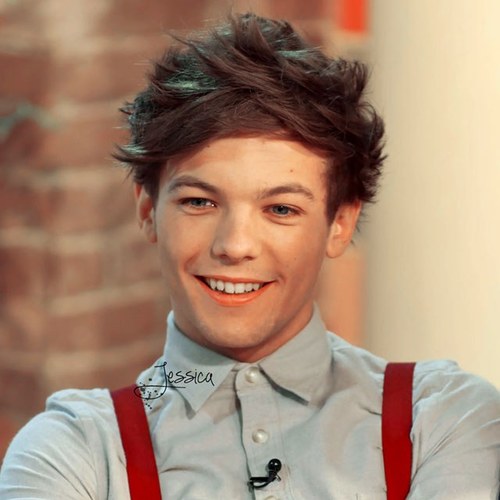 Hi! ★彡 I 'm 16 ; ) One Direction looooove❤ Directoner!! Vanessa. Ashley Benson. Taylor. 海外セレブになりたいーっ！( *｀ω´)