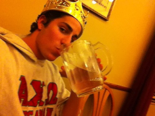 TotalBfratMove's profile picture. Sophomore at UMN. AXO's Omega Man