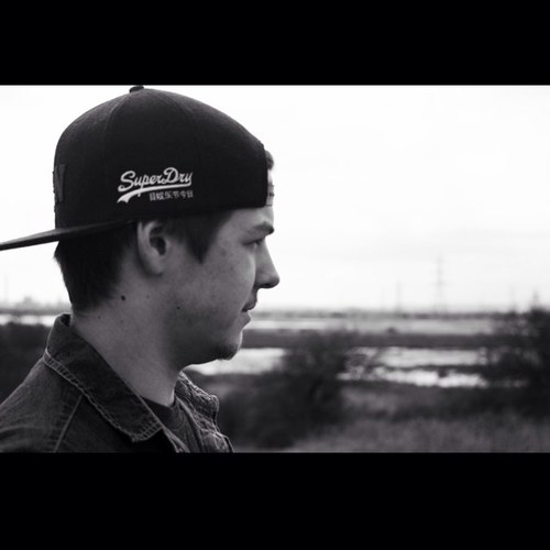 jackbullock's profile picture. 📍Mount Gambier, South Australia,🏠 Essex, UK ⚽️ @WestHamUtd ☕️ Pour Over  iPhone #jacknlemon