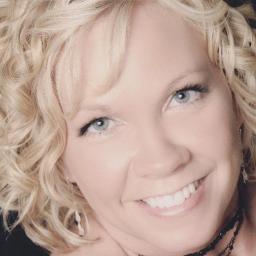 tarametz's profile picture. I teach women to be more confident in the bedroom, teach couples how to keep the monotony out of monogamy, and I sell products to help discover passion.