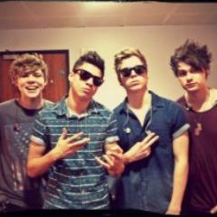KENYAN 5SOS SUPPORTER. meh/4 if you want a followback just ask x