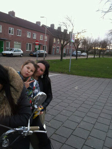 stephaniee076's profile picture. 