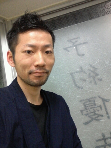 東京都世田谷区、自由が丘駅徒歩４分の場所で鍼灸院をしております。特に小児鍼（小児はり）と灸に力を入れており、様々なはりで個々の身体に合わせた鍼灸を行います。針治療が苦手な方にも違ったアプローチが出来ます。症状等の御相談もお気軽にどうぞ。また、身体的健康のみならず、広い観点から皆様と関われることを信じております。