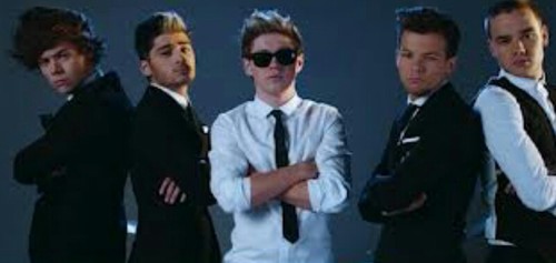 keep calm and be directioners n swifty