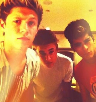 Cuenta dedica a One Direction y a Justin Bieber. Follow Back.