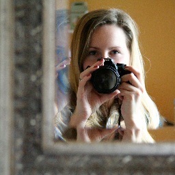 smallthingsblog's profile picture. Just a 22-year-old girl that likes make-up, fashion, books and flea markets. 
Instagram: justthesesmallthings