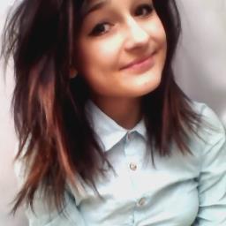 Hey! I am a fan of JB  ;**.My name is Ania.  I love the dance and music.  x 3