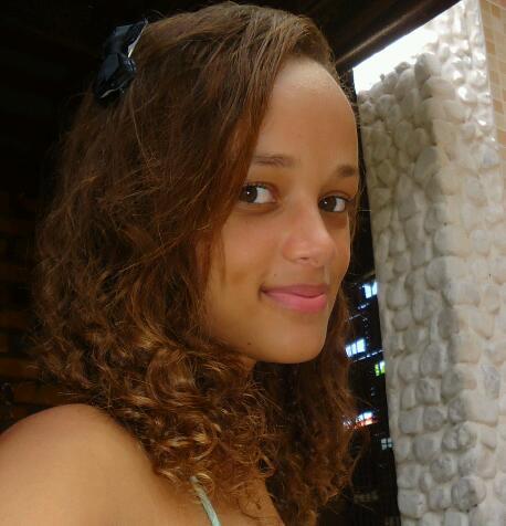Me segue sigo de volta ?! ^.^ 3Beijooz ;]