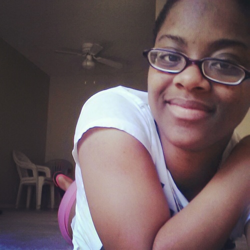 - California Baby ♥♣ ; - Instagram → _thuggishMamaCali ; - #TeamHelloKitty ; #TeamPink ; - GNATION ; - GNATIONDOLL ; - Independent ; - $$$ Motivated ★!