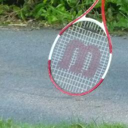 Tennis fan - follows all the tournaments ambition to go to all the majors!
