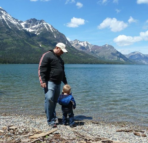 Husband, Father of 3 boys, Software Engineer, Loves Baseball, Golf and the outdoors.