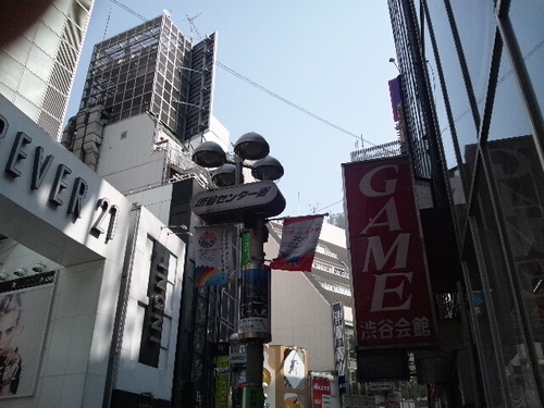 初心者投資家。ミニマムにシンプルライフを目指してます。より少なく、より良くを目指して生活しています。