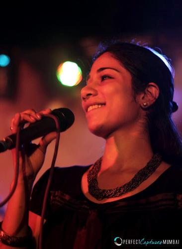 Musician, Singer, Cook, Food Reviewer & Blogger, Jesus Lover, Wife to Sheldon Bangera.