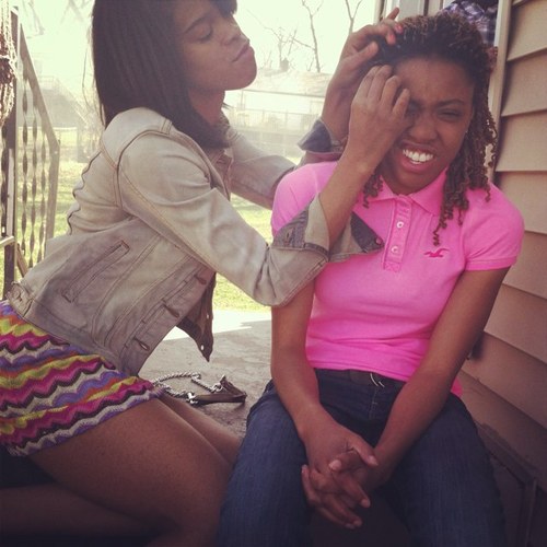 It's TIINK wit two eyes ! 3 I ANT NOE KILLER BT DNT PUSH ME ;)) && yeah follow meh && iiwiil follow yhu bck .!