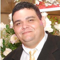 O cantor Jorge Lima se apresenta ao público levando sempre a Louvar e a Ministrar a Palavra de Deus como principal objetivo do seu Ministério.
 
85  998715577