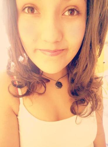 bueni soy la valitta*-* soy Belieber & directioner(: Follow me, Follow back*-* soy tierniii33 jiji*o*