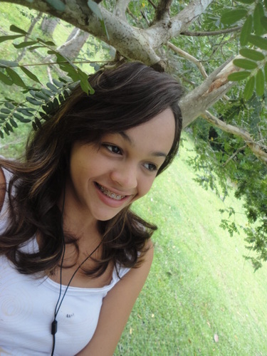amo ser louca, e amo fazer meus amgs felizes ;pp sz