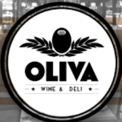 Una amplia variedad de Vinos y Platillos. Inspirado en los Delis Clásicos de Nueva York de los años 20 incorporando sabores Mediterraneos y del Medio Oriente.
