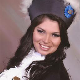 Graduada em Administração de Empresas|
Sempre em busca da beleza da vida... e caso não a encontre, tornarei belo todo o momento que Deus me permita viver!