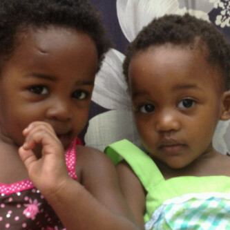 Very strainght, naive,  love my hubby and a Mommy of twins...