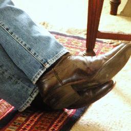 helpfulhints101's profile picture. Just an average country college guy who suffers from anxiety and stress. Here to help anyone with anxiety or stress related issues, feel free to ask!