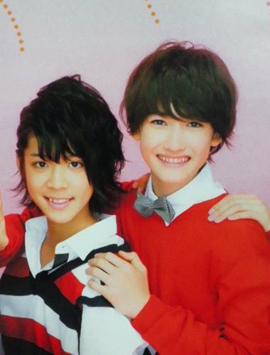 CODE-V루이, 졔원Sexy Zone聡くん大好きINFINITEソンジョンN-TRAIN유진超新星ジヒョクU-Kiss AJ AAA日高 千晃2012/09/08バックステージ当選☆BOYFRIENDドンヒョン☆ドンヒョンと54回ハイタッチ済み☆ ハピブ隊No.351