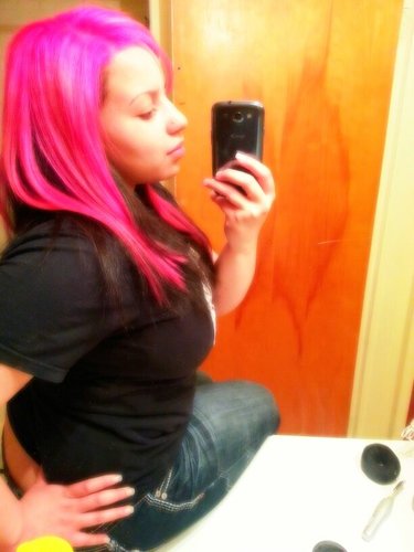 CoCo_applebum's profile picture. CHECK OUT http://t.co/RvHpG6O5 :) Instagram: @CoCo_applebum.. R I P GRANDMA TILLY GRANDMA EVELYN,DEREK W. & MY GODMOM THE OUTLAW  ♥ (born a STRANGE OUTLAW)