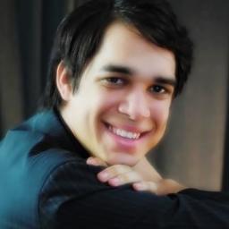 CANTOR E COMPOSITOR... Um jovem adorando a Deus através da Musica. 
http://t.co/BKnQYKb5ta https://t.co/qC9Xivo4eF