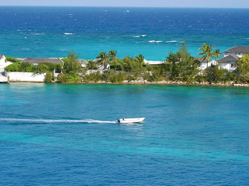 Account cares connect pictures of beautiful islands of landmarks and images. Wonderful tourist
_ The world at your fingertips
