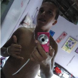 18 anos, Câncer e gosto de surfar =).
http://t.co/BxHvnWC2nd