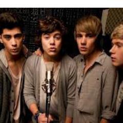 Hola Si Me sigues te sigo xD_1D♥♥.. Me llamo natalia pero me dicen Tati  a sique me va a decir TATI OK? ah xDD :3 LoL