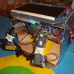 Equipe de robotique participant à la coupe de France (et d'Europe si sélectionné!)
