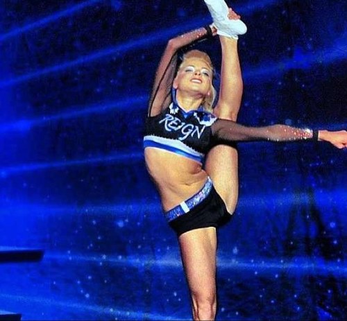 Izzyismylife's profile picture. I love Izzy Bloomquist!!!