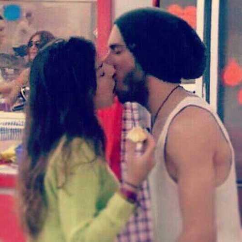 me encantan cris y sonia y siempre les apoyare
