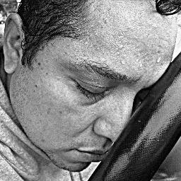 ElArthur's profile picture. Que necesitas saber de mi? Me quedaria corto con lo que te dijera aqui, Diseñador, Loco y Fan del mejor equipo del Mundo Mundial Tiburones Rojos.