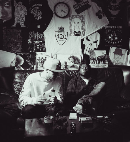 420KlickStonedK's profile picture. What's good world I'm Nathan Skullz , my brother LB and I form the Marvelous 420 Klick  Welcome to our twitter page!!